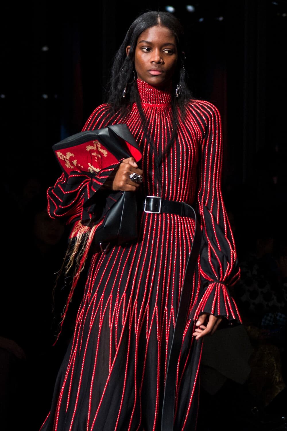 Alexander McQueen: Ready-to-wear AW17 - 10 Magazine